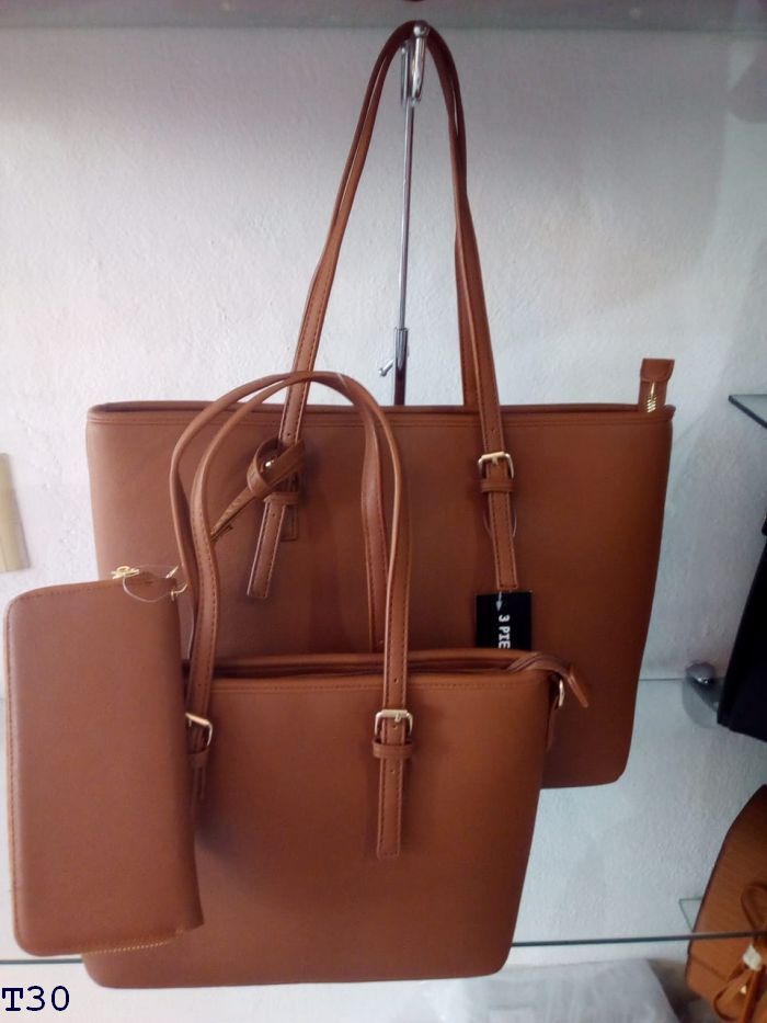 Creaciones Torres Bolsas y carteras 100% piel Marroquinería en León,  Guanajuato