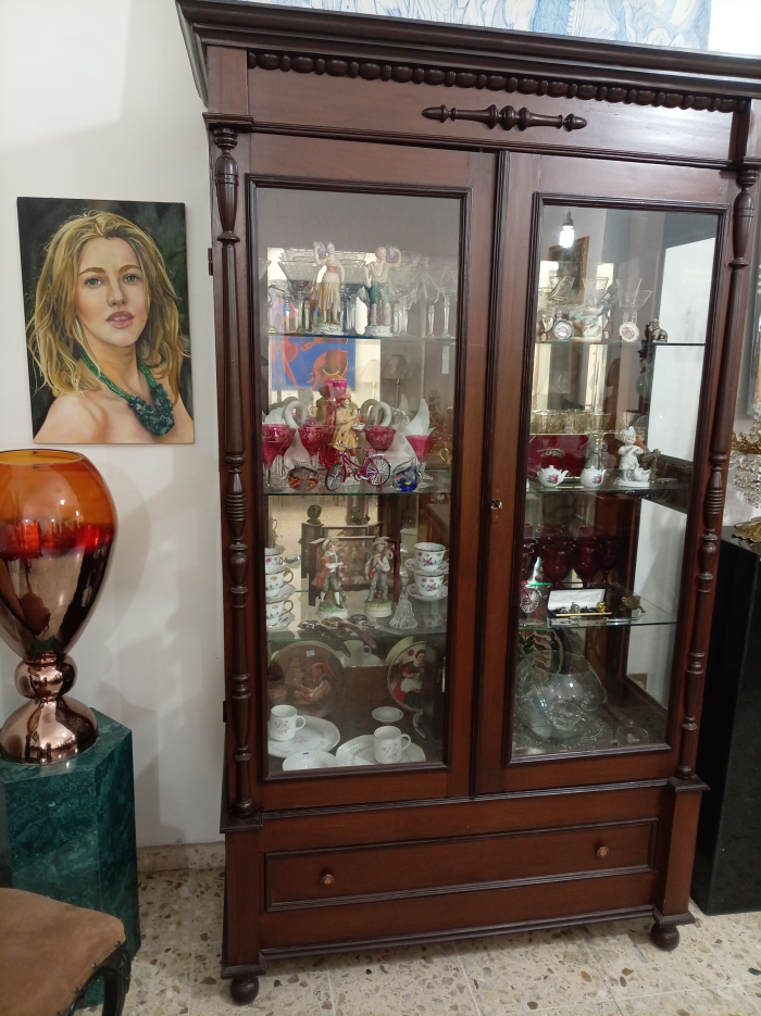 Muebles Antiguos León Gto