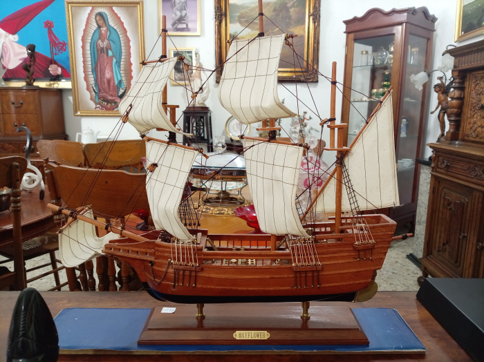 Muebles Antiguos León Gto