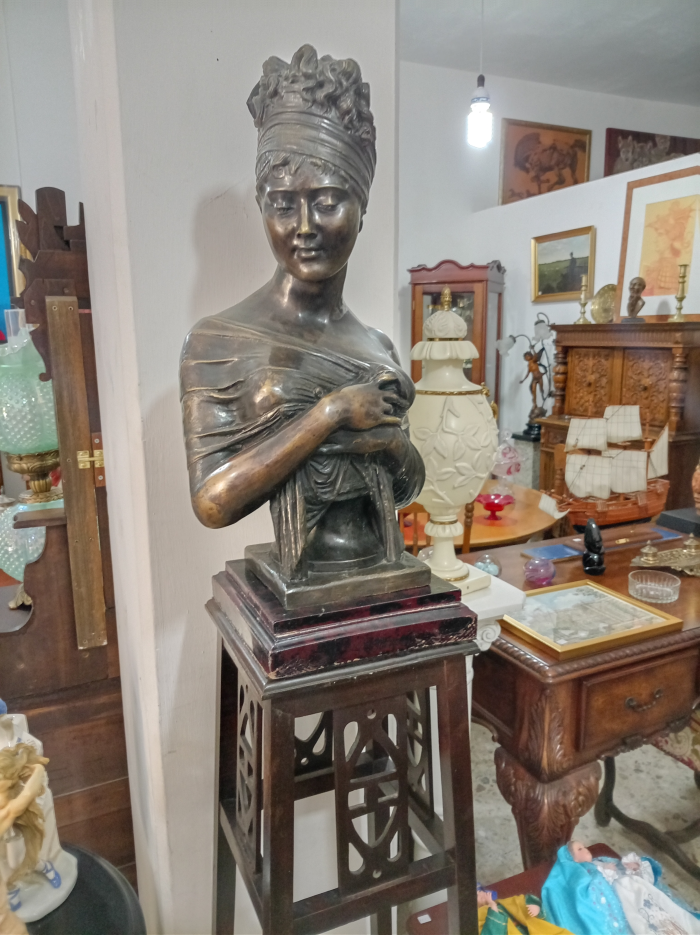 Muebles Antiguos León Gto