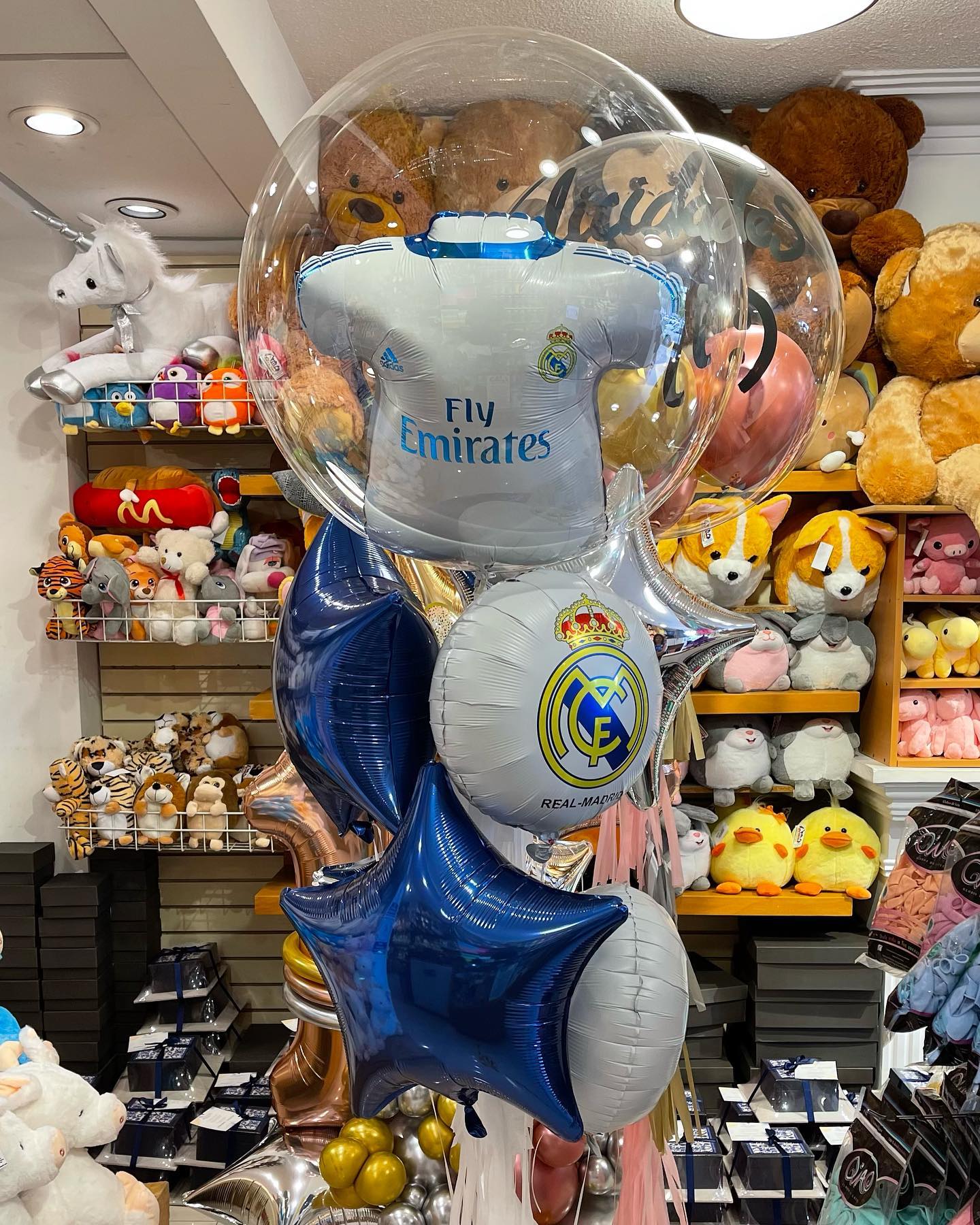 Asylum Arreglos con Globos y Peluches