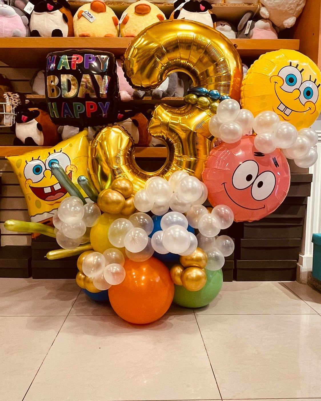 Asylum Arreglos con Globos y Peluches