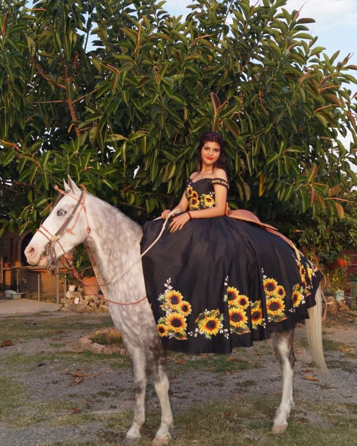 Creación de vestidos a la medida León Gto